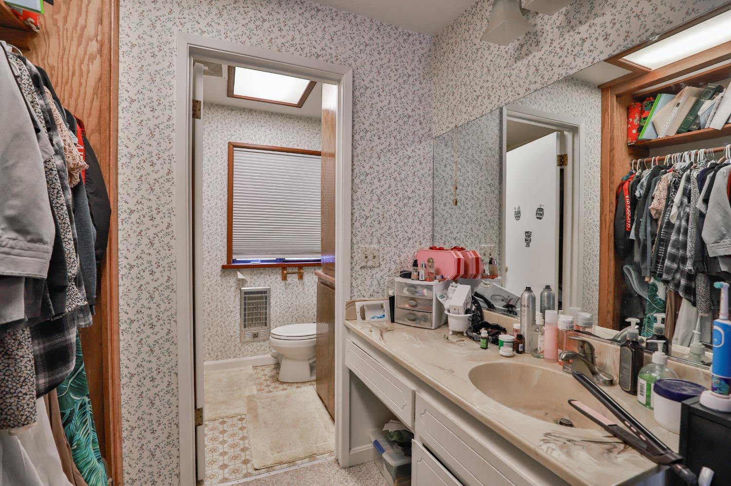 Detail Gallery Image 62 of 83 For 6091 Dutch Mine Rd, Diamond Springs,  CA 95619 - 4 Beds | 3 Baths