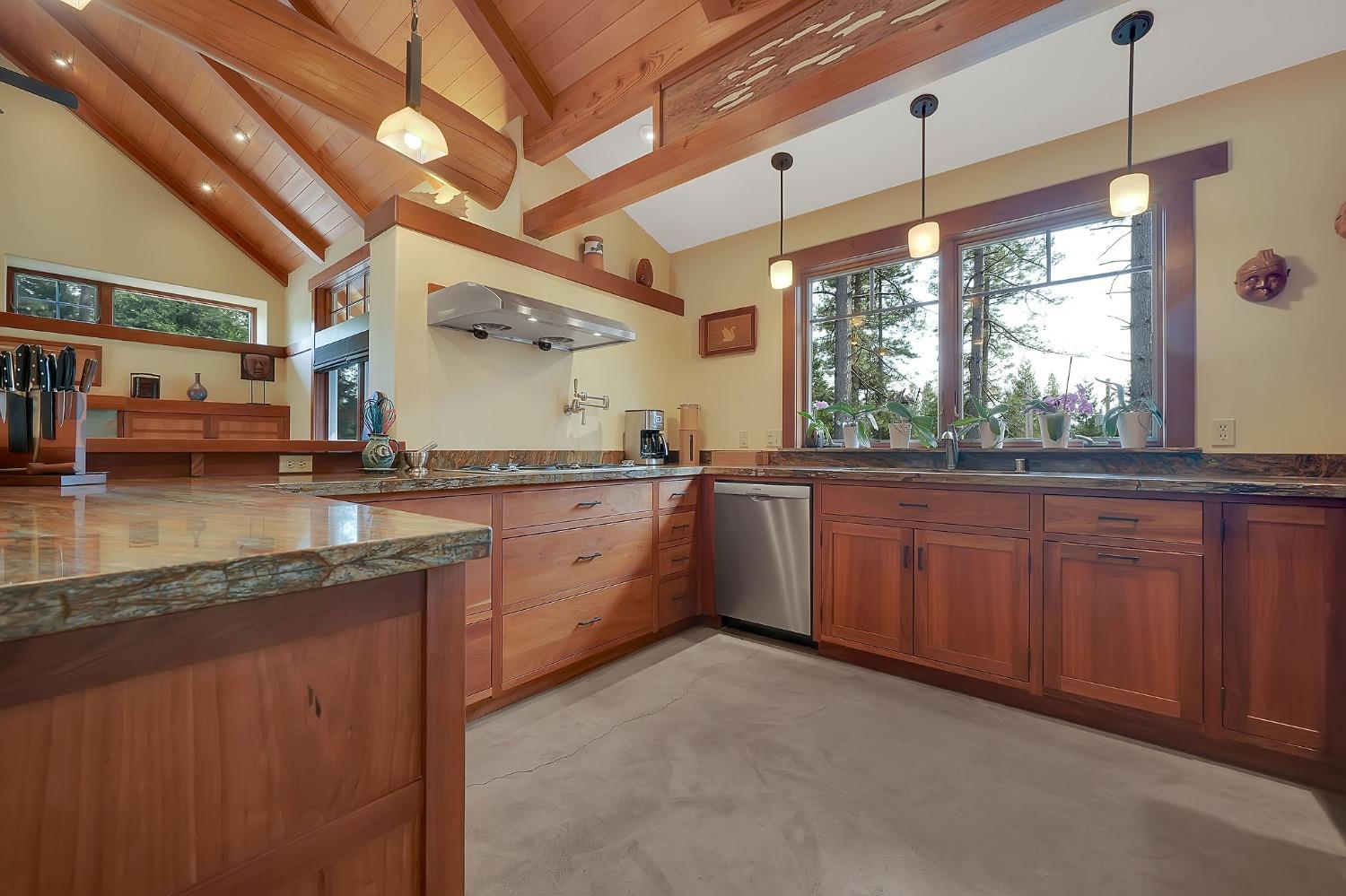 Detail Gallery Image 11 of 86 For 25521 Wildflower Dr, Volcano,  CA 95689 - 2 Beds | 2/1 Baths