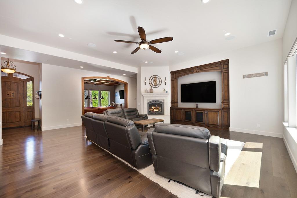 Detail Gallery Image 10 of 94 For 19750 Wedemeyer Pl, Colfax,  CA 95713 - 3 Beds | 2/1 Baths