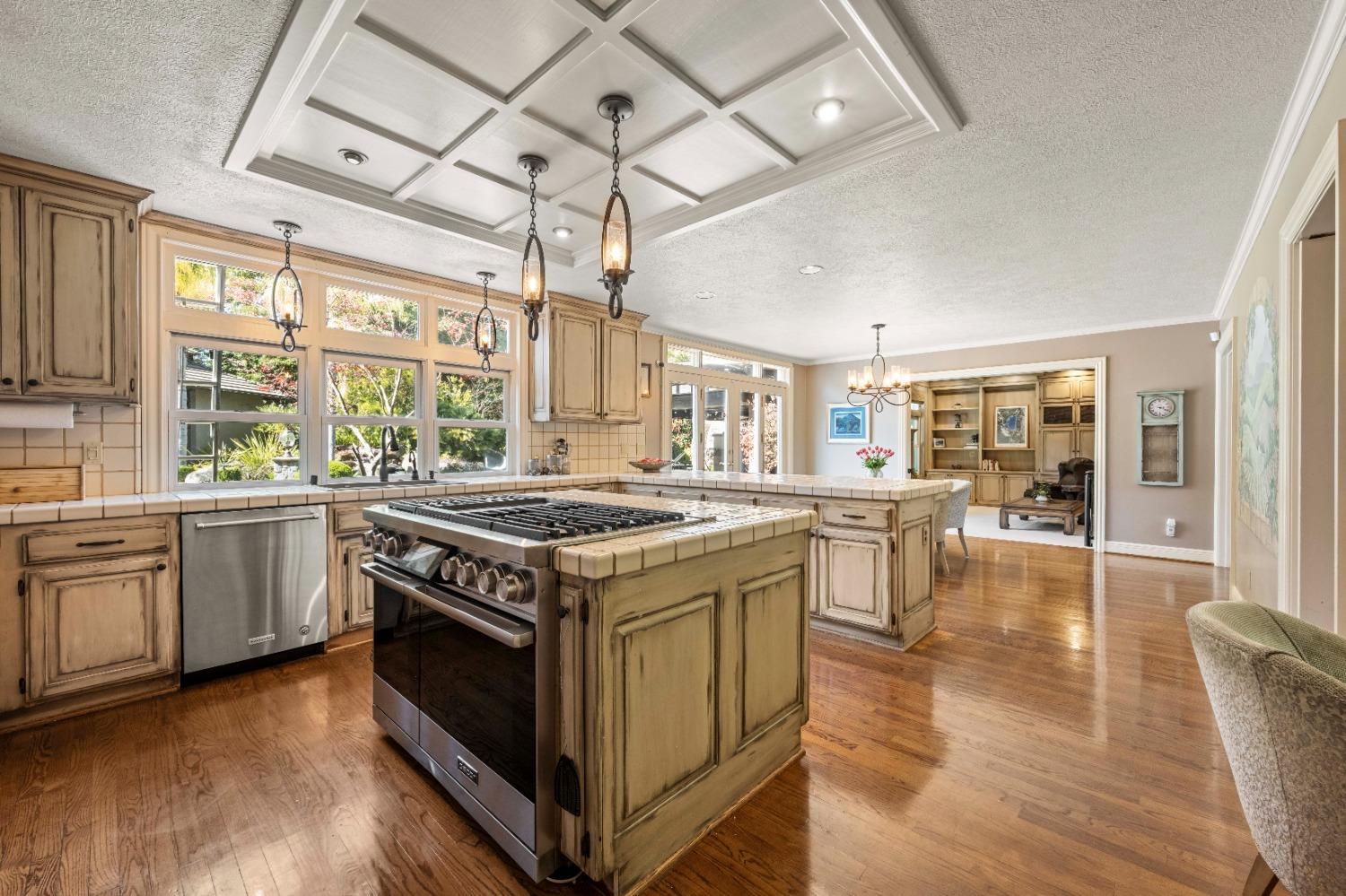 Winterwood Court, Granite Bay, California image 7
