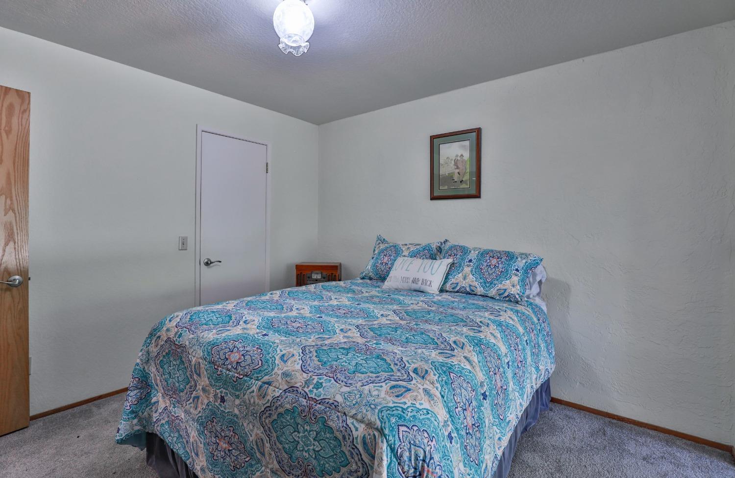 Detail Gallery Image 28 of 83 For 6091 Dutch Mine Rd, Diamond Springs,  CA 95619 - 4 Beds | 3 Baths
