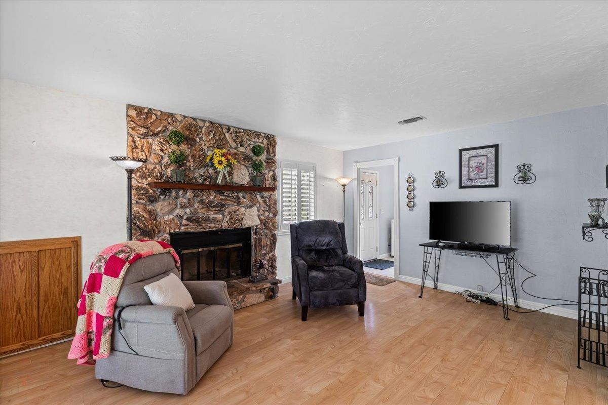 Detail Gallery Image 40 of 72 For 940 N Fine Rd, Linden,  CA 95236 - 4 Beds | 2/1 Baths