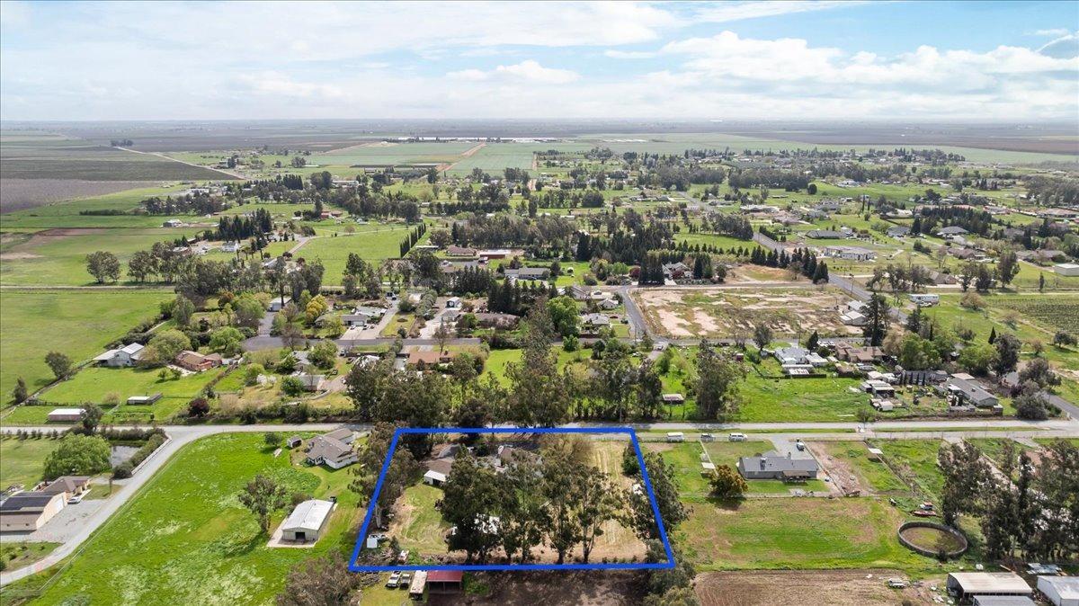 Detail Gallery Image 67 of 72 For 940 N Fine Rd, Linden,  CA 95236 - 4 Beds | 2/1 Baths