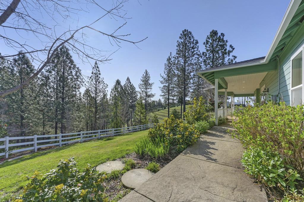 Detail Gallery Image 15 of 99 For 5901 Traverse Creek Rd, Garden Valley,  CA 95633 - 2 Beds | 2 Baths