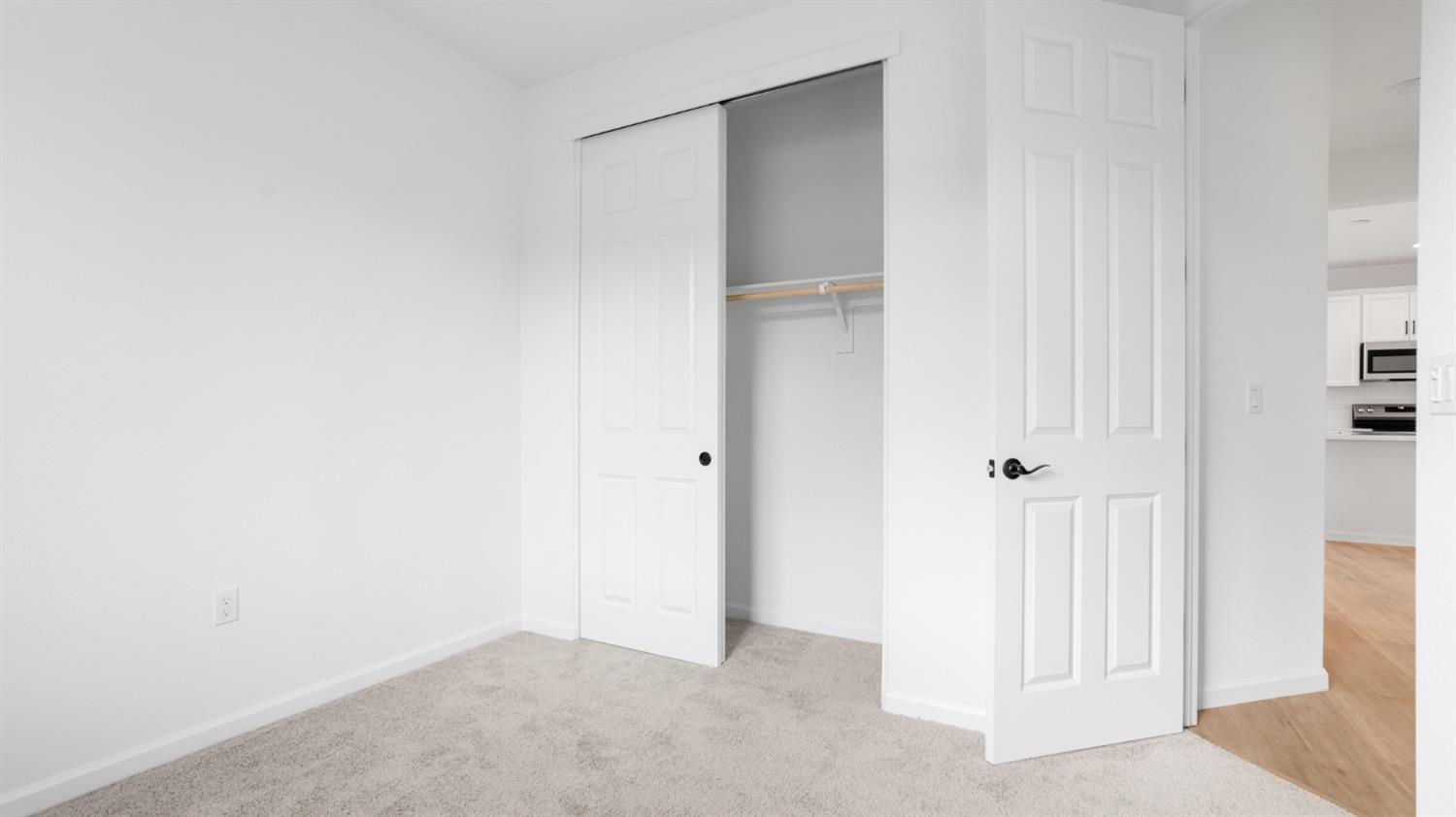 Detail Gallery Image 30 of 36 For 1054 Camomile Dr, Plumas Lake,  CA 95961 - 4 Beds | 2 Baths