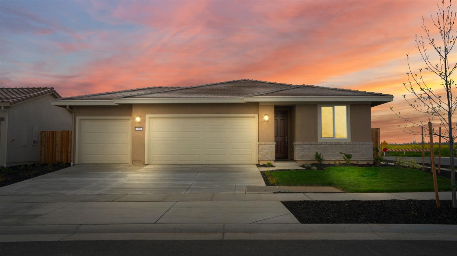 Detail Gallery Image 1 of 36 For 1054 Camomile Dr, Plumas Lake,  CA 95961 - 4 Beds | 2 Baths