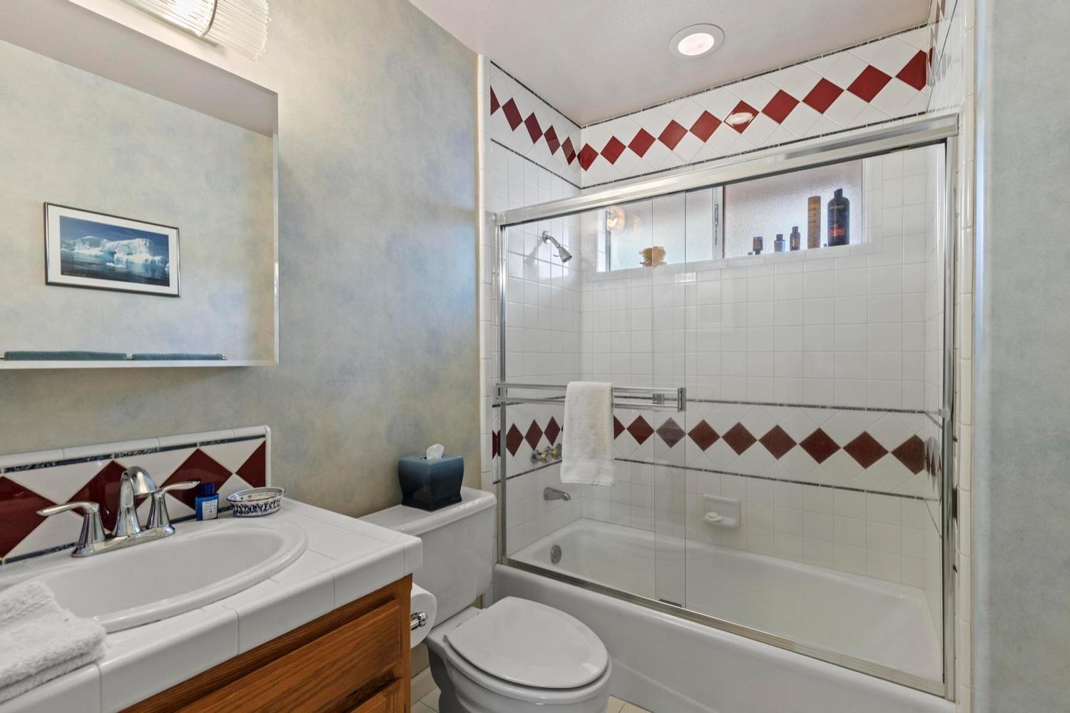 Detail Gallery Image 51 of 74 For 668 Gabriel Ave, Yuba City,  CA 95993 - 4 Beds | 4/1 Baths