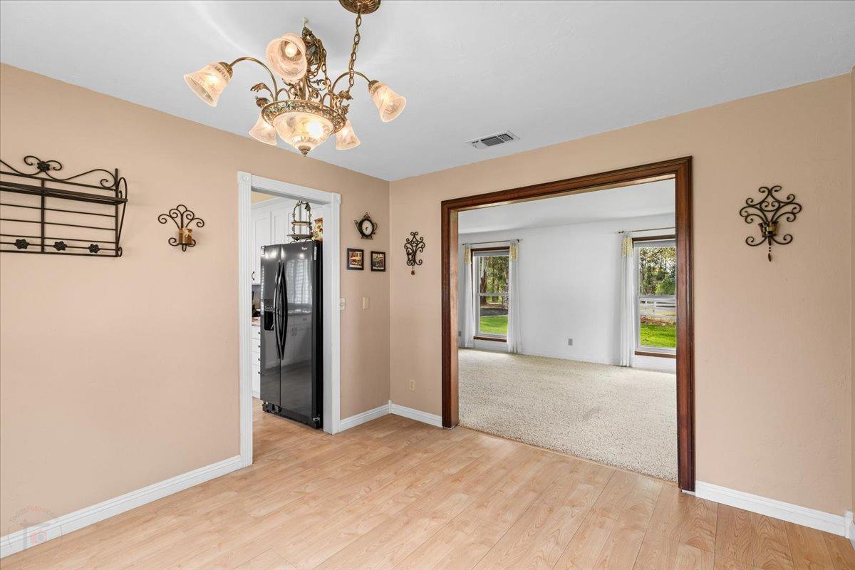 Detail Gallery Image 19 of 72 For 940 N Fine Rd, Linden,  CA 95236 - 4 Beds | 2/1 Baths