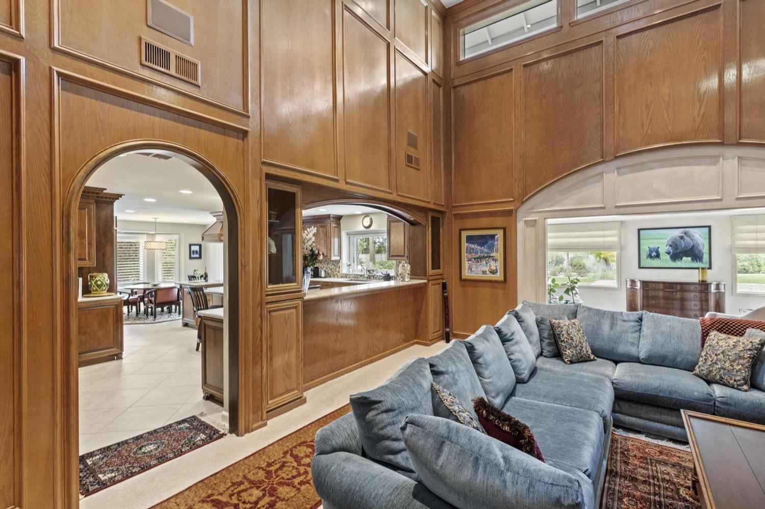 Detail Gallery Image 8 of 74 For 668 Gabriel Ave, Yuba City,  CA 95993 - 4 Beds | 4/1 Baths