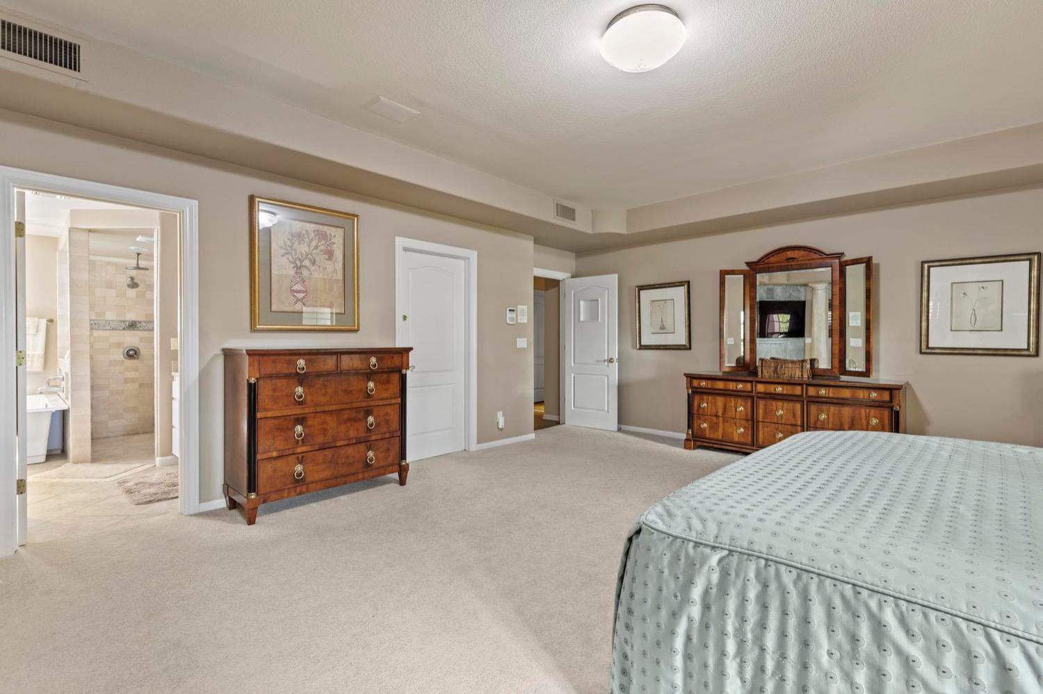 Detail Gallery Image 27 of 74 For 668 Gabriel Ave, Yuba City,  CA 95993 - 4 Beds | 4/1 Baths