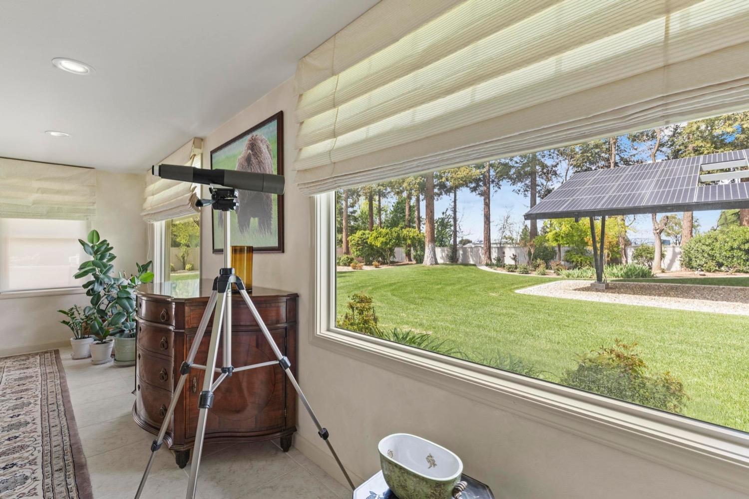 Detail Gallery Image 10 of 74 For 668 Gabriel Ave, Yuba City,  CA 95993 - 4 Beds | 4/1 Baths