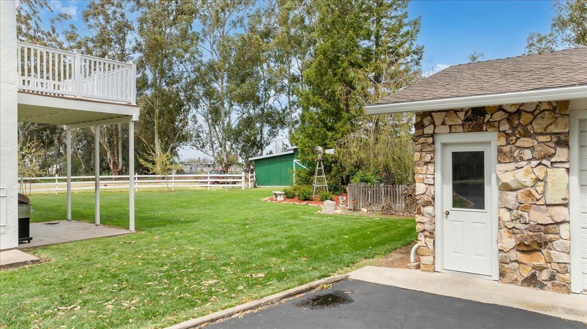 Detail Gallery Image 46 of 72 For 940 N Fine Rd, Linden,  CA 95236 - 4 Beds | 2/1 Baths