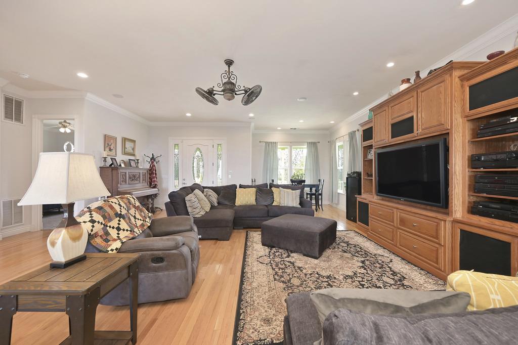 Detail Gallery Image 33 of 99 For 5901 Traverse Creek Rd, Garden Valley,  CA 95633 - 2 Beds | 2 Baths