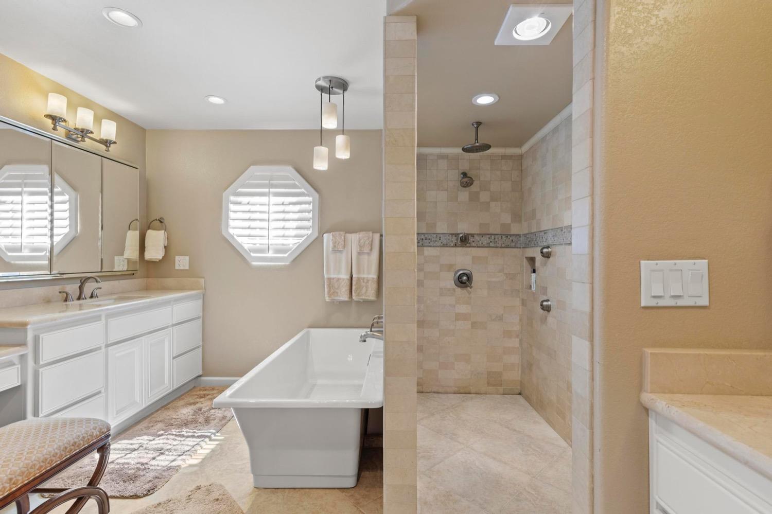 Detail Gallery Image 31 of 74 For 668 Gabriel Ave, Yuba City,  CA 95993 - 4 Beds | 4/1 Baths