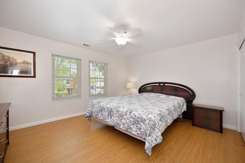 Detail Gallery Image 31 of 78 For 7707 Rio Barco Way, Sacramento,  CA 95831 - 4 Beds | 3 Baths