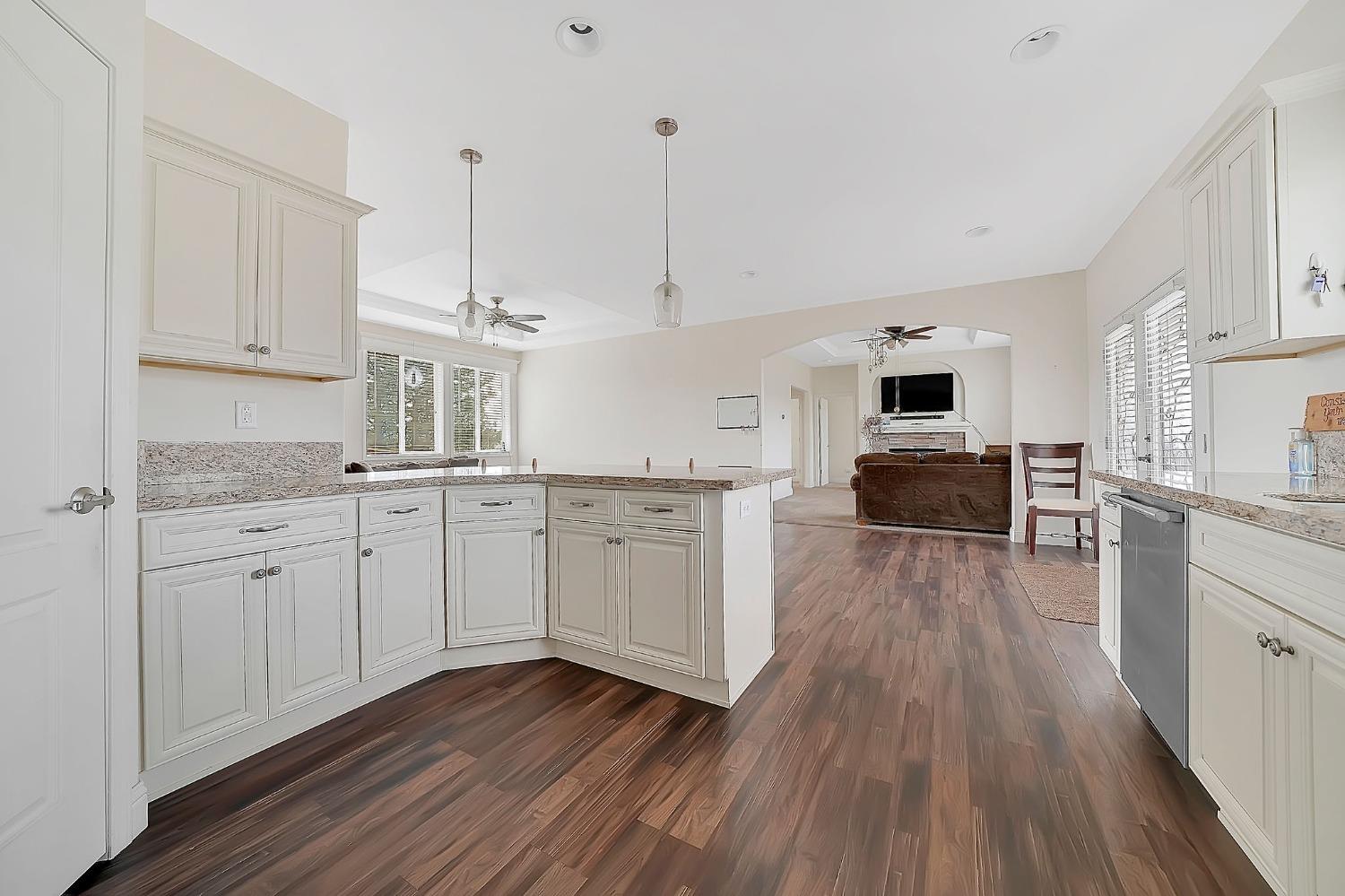 Detail Gallery Image 24 of 92 For 3745 Paramae Rd, Rail Road Flat,  CA 95248 - 6 Beds | 4 Baths