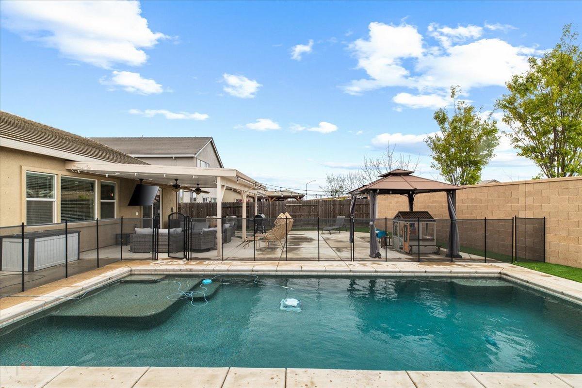 Detail Gallery Image 51 of 66 For 2931 Fuchsia Dr, Lodi,  CA 95242 - 3 Beds | 2 Baths