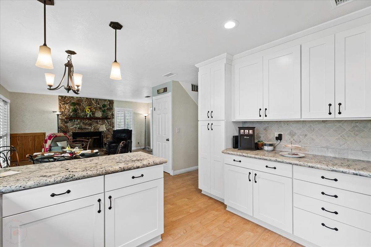 Detail Gallery Image 14 of 72 For 940 N Fine Rd, Linden,  CA 95236 - 4 Beds | 2/1 Baths