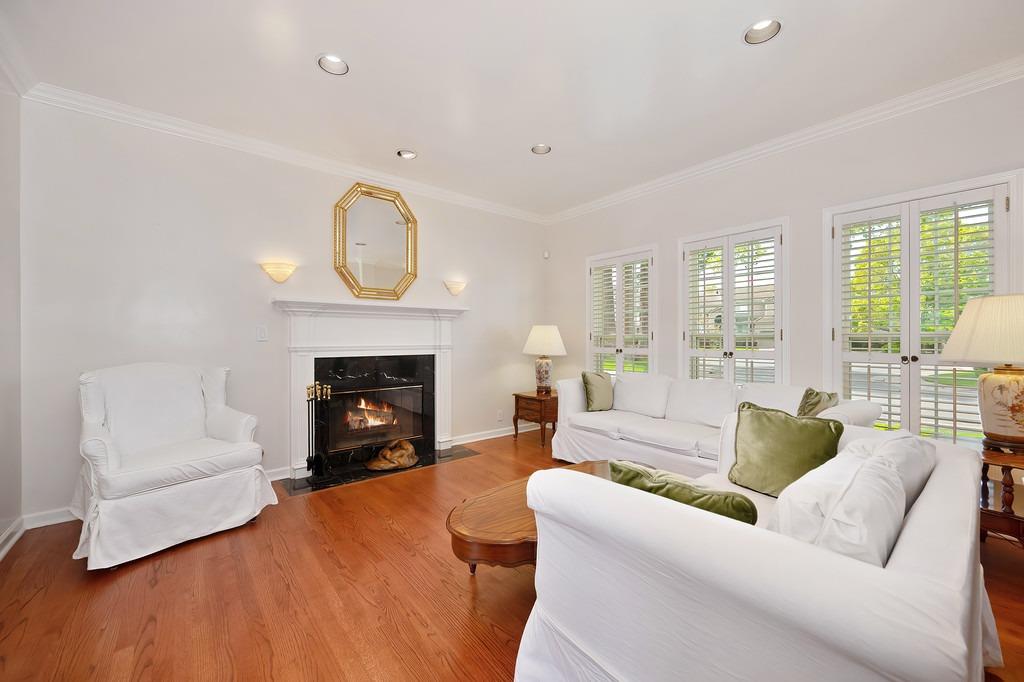 Detail Gallery Image 30 of 78 For 7707 Rio Barco Way, Sacramento,  CA 95831 - 4 Beds | 3 Baths