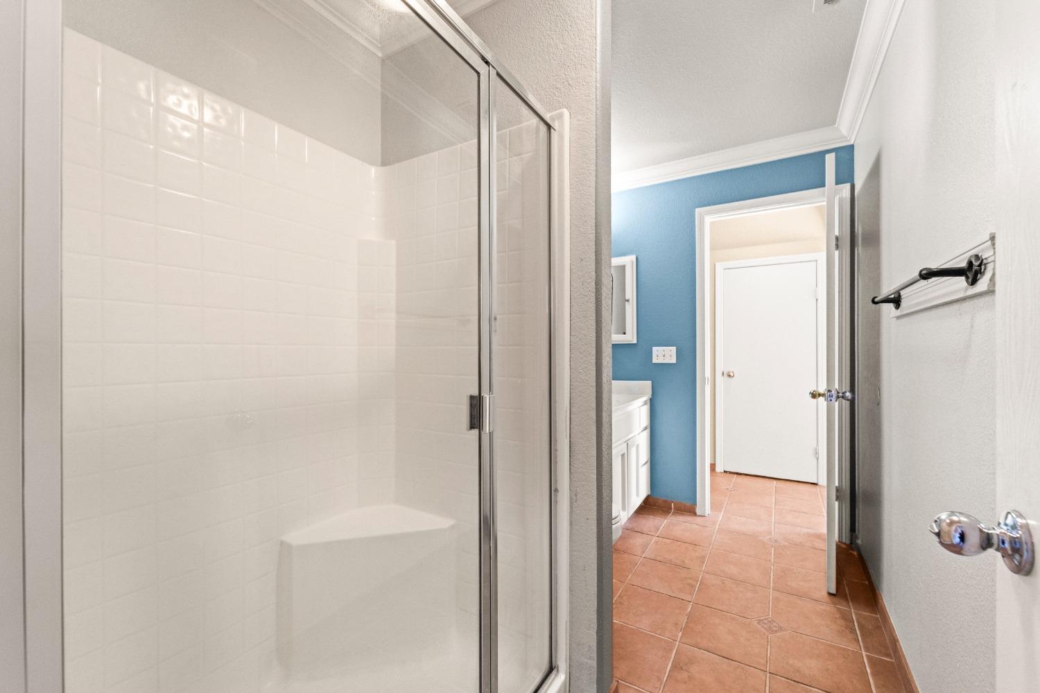 Detail Gallery Image 22 of 46 For 10215 River Park Cir, Stockton,  CA 95209 - 4 Beds | 3 Baths