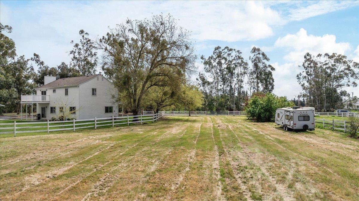 Detail Gallery Image 61 of 72 For 940 N Fine Rd, Linden,  CA 95236 - 4 Beds | 2/1 Baths