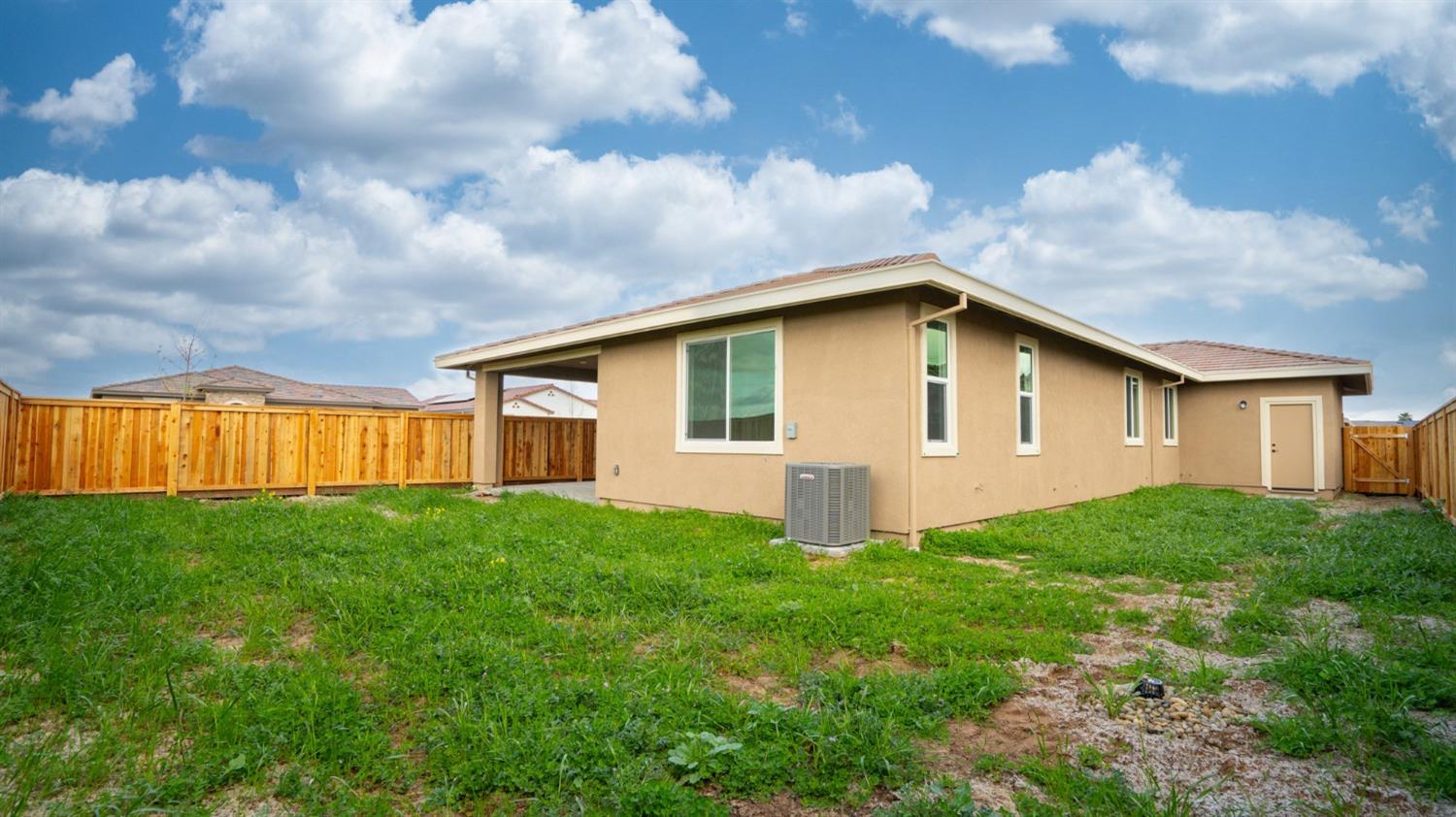 Detail Gallery Image 35 of 36 For 1054 Camomile Dr, Plumas Lake,  CA 95961 - 4 Beds | 2 Baths