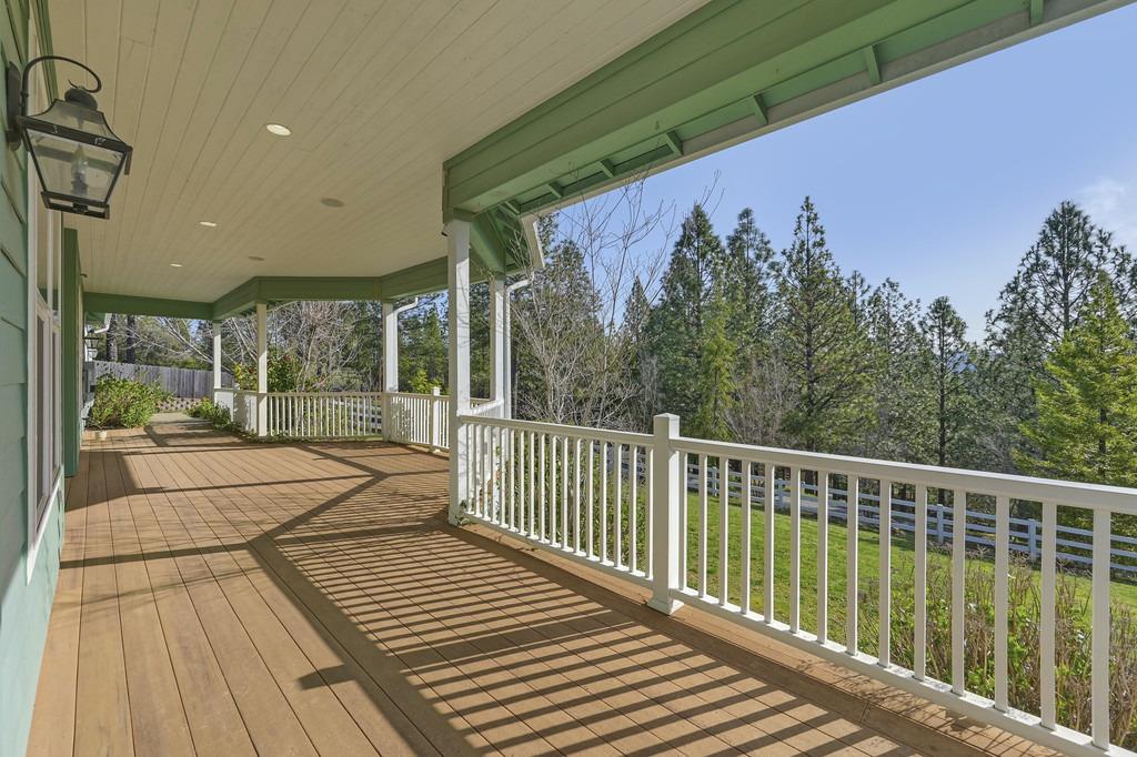 Detail Gallery Image 20 of 99 For 5901 Traverse Creek Rd, Garden Valley,  CA 95633 - 2 Beds | 2 Baths