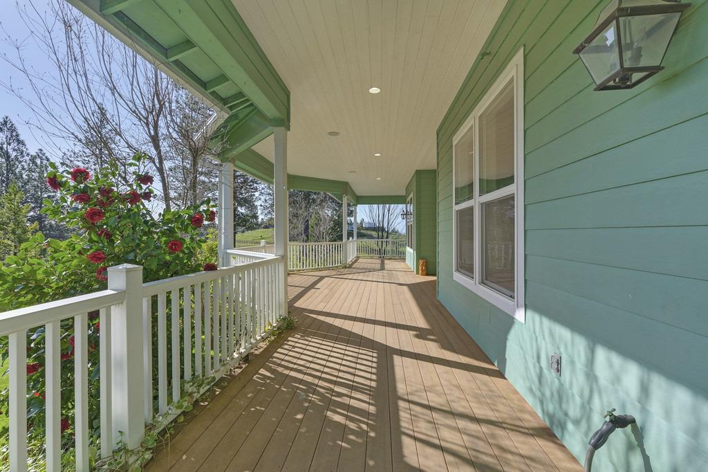 Detail Gallery Image 16 of 99 For 5901 Traverse Creek Rd, Garden Valley,  CA 95633 - 2 Beds | 2 Baths