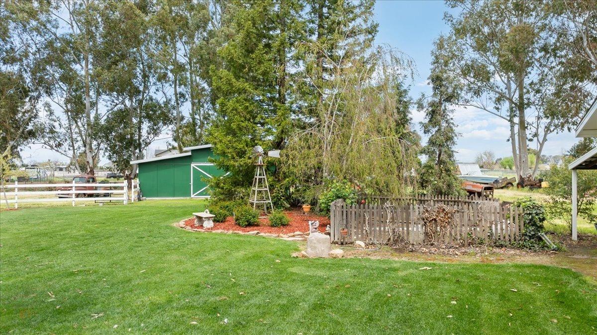 Detail Gallery Image 52 of 72 For 940 N Fine Rd, Linden,  CA 95236 - 4 Beds | 2/1 Baths