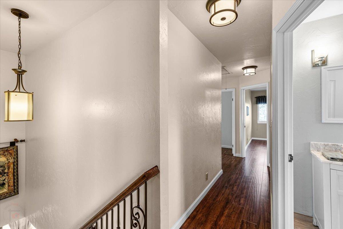 Detail Gallery Image 32 of 72 For 940 N Fine Rd, Linden,  CA 95236 - 4 Beds | 2/1 Baths