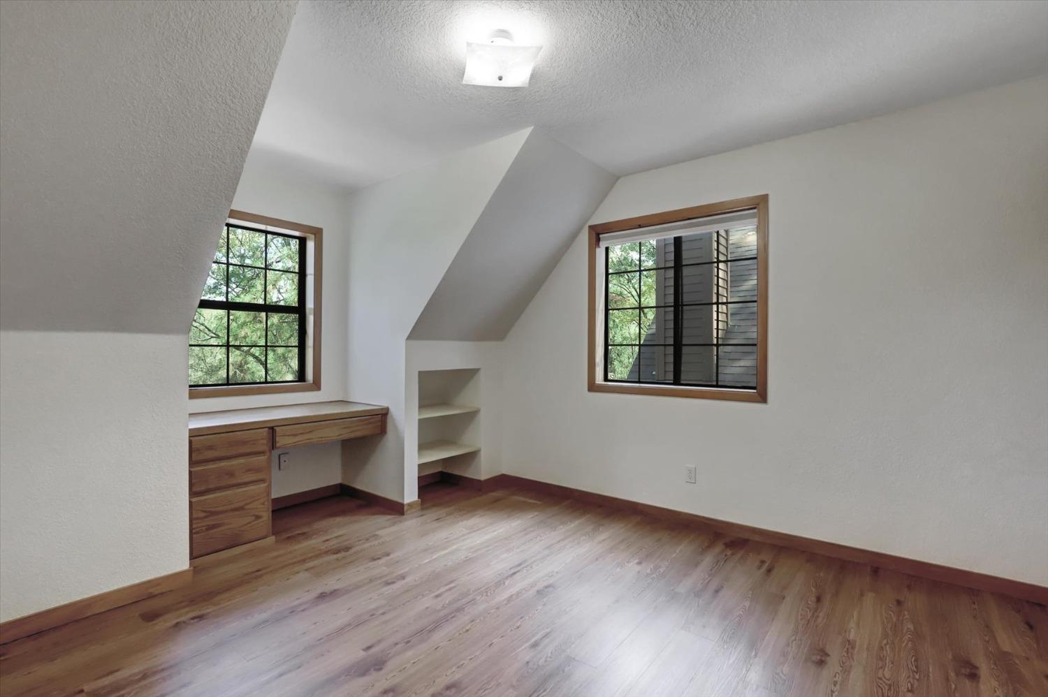 Detail Gallery Image 33 of 88 For 25801 Oak Forest Ct, Colfax,  CA 95713 - 6 Beds | 3/1 Baths