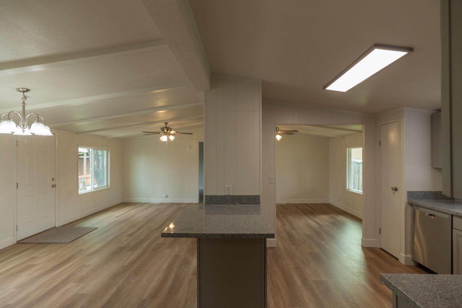 Detail Gallery Image 8 of 42 For 2900 Muir Ave 57, Atwater,  CA 95301 - 3 Beds | 2 Baths