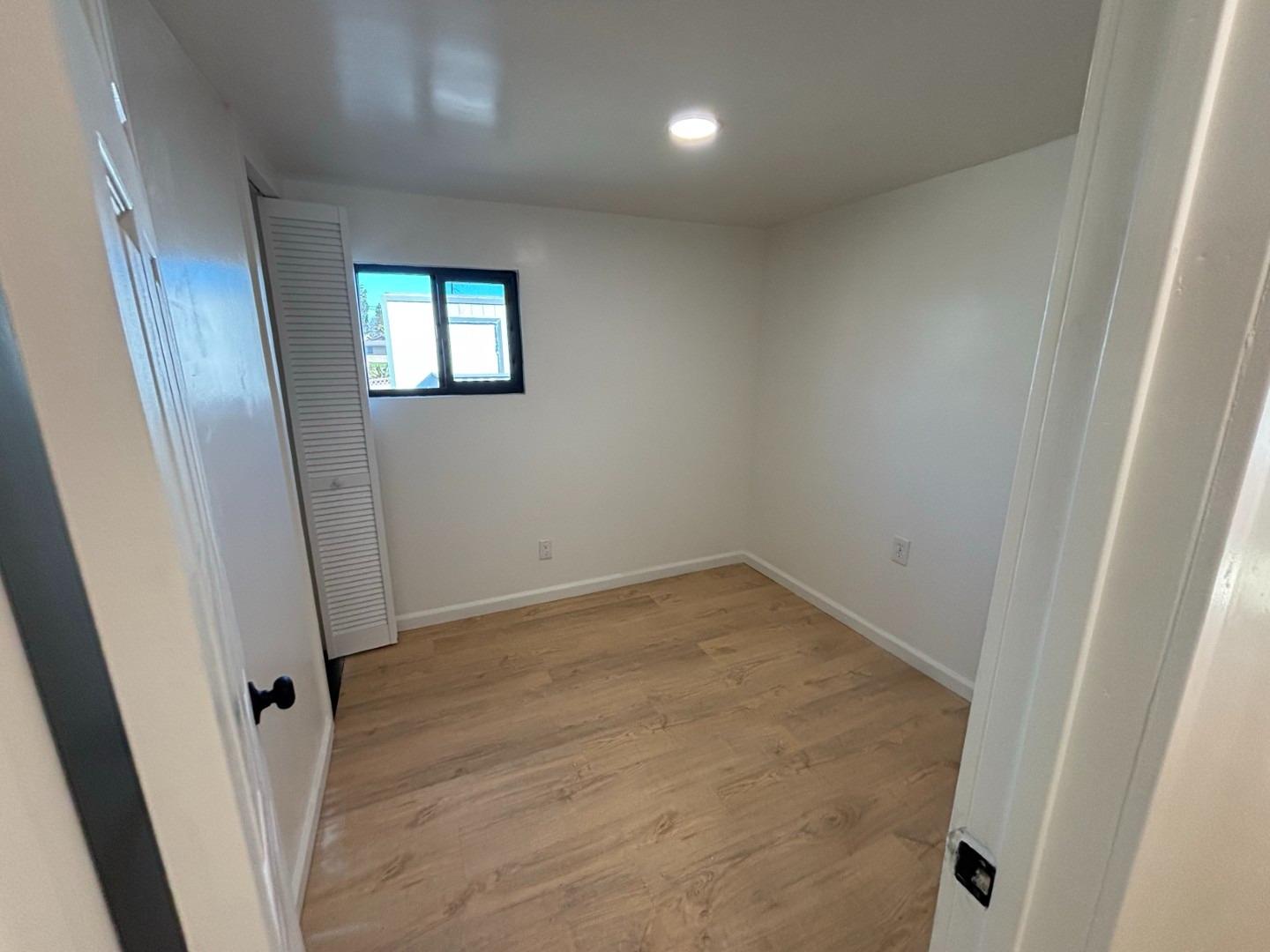 Detail Gallery Image 5 of 12 For 20806 Gridley Road 42, Lakewood,  CA 90715 - 3 Beds | 2 Baths
