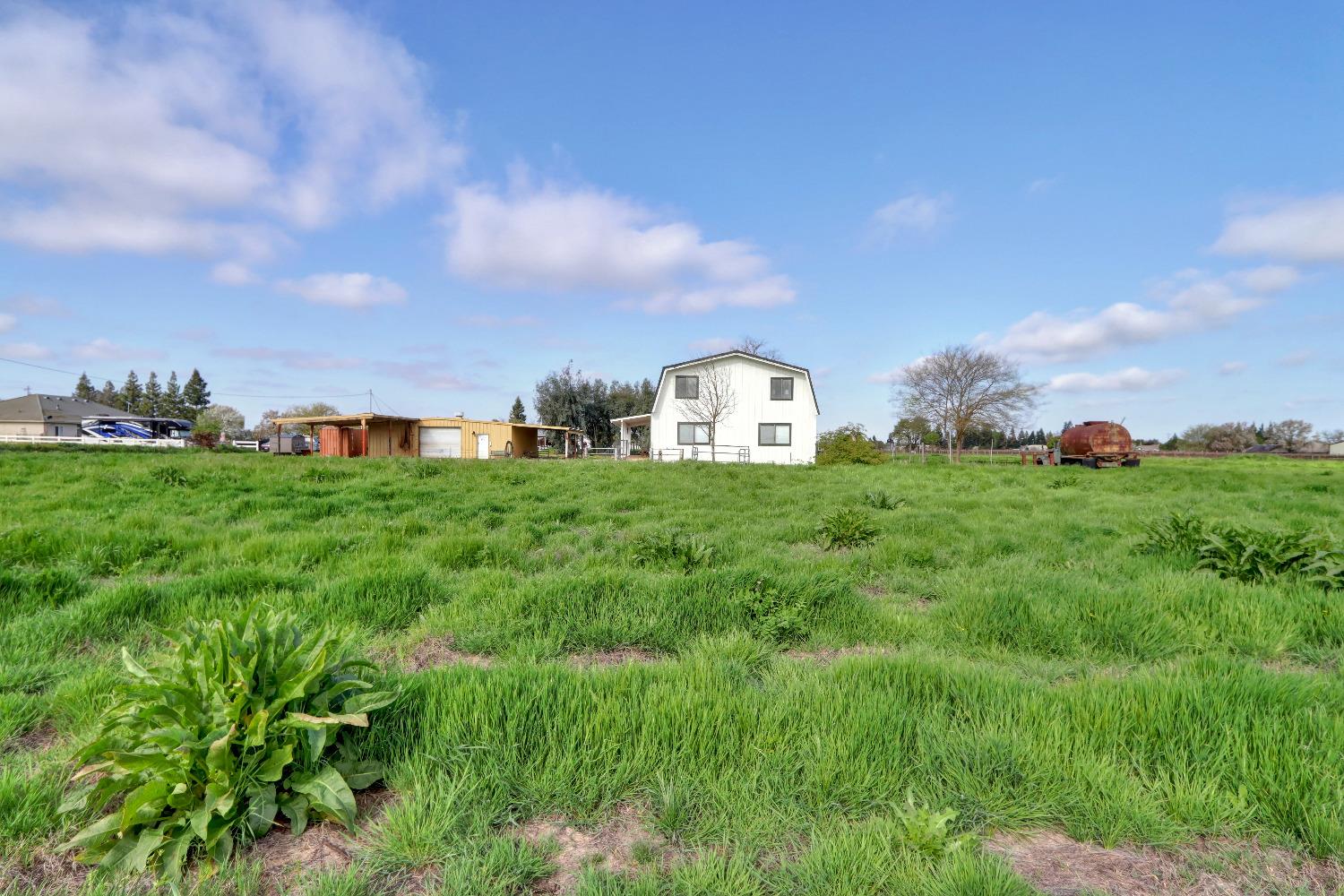 Detail Gallery Image 60 of 81 For 11855 E Eagle Bay, Acampo,  CA 95220 - 3 Beds | 2 Baths