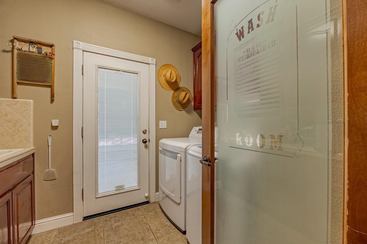 Detail Gallery Image 70 of 73 For 2223 Taylor Jean, Atwater,  CA 95301 - 4 Beds | 3 Baths