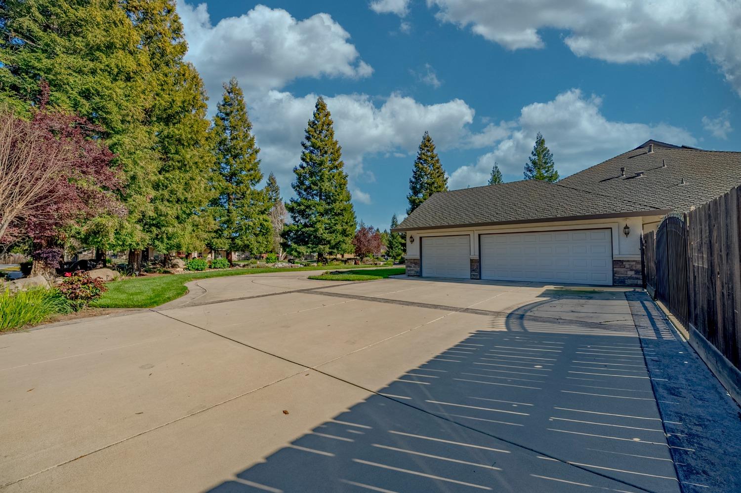 Detail Gallery Image 4 of 73 For 2223 Taylor Jean, Atwater,  CA 95301 - 4 Beds | 3 Baths