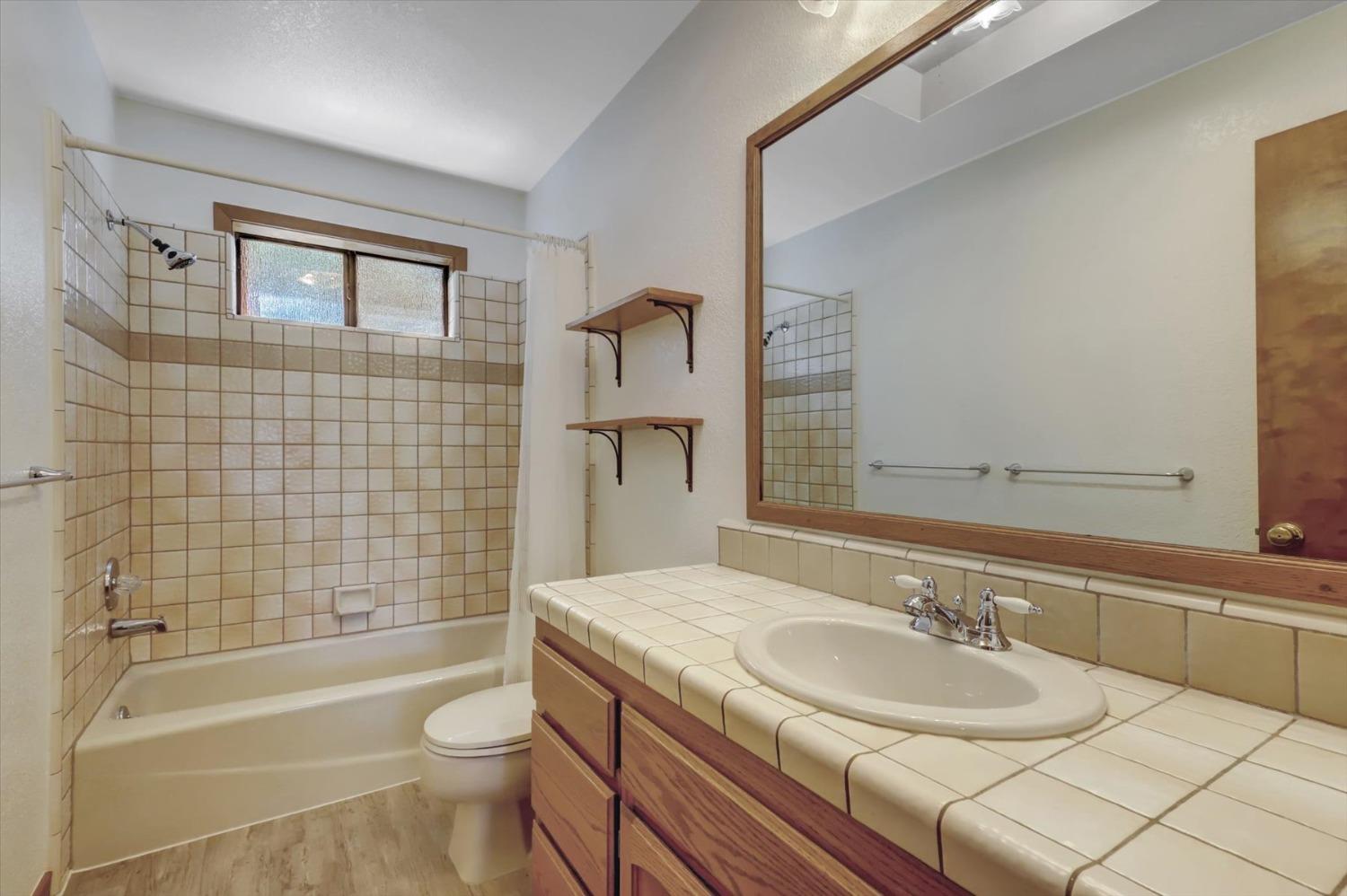 Detail Gallery Image 29 of 88 For 25801 Oak Forest Ct, Colfax,  CA 95713 - 6 Beds | 3/1 Baths