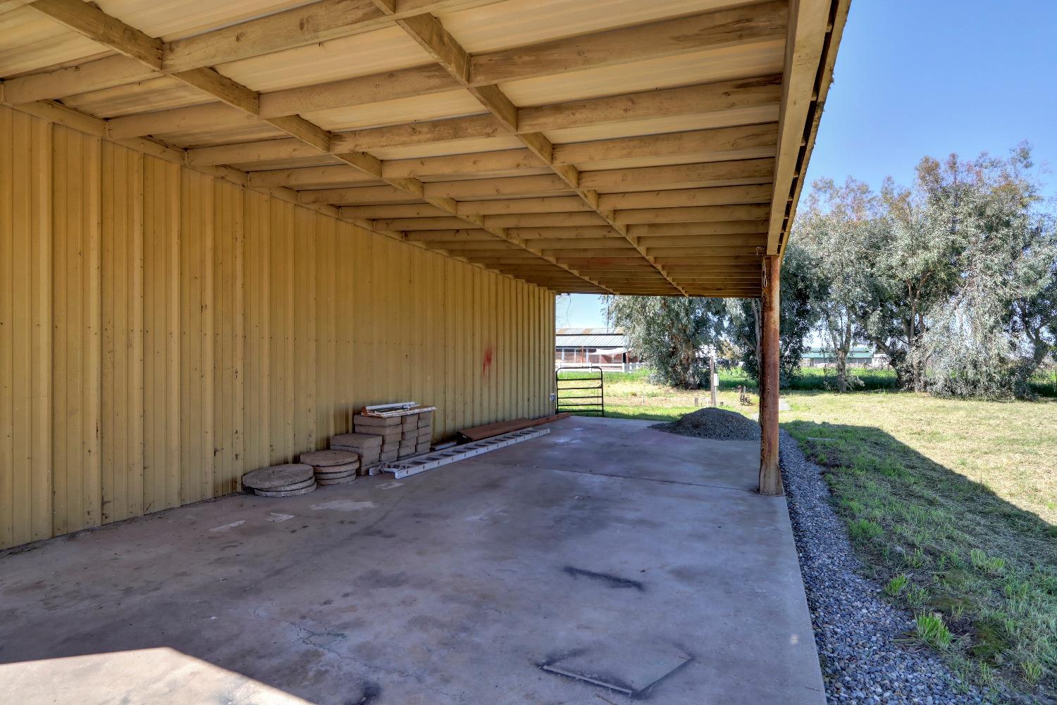 Detail Gallery Image 51 of 81 For 11855 E Eagle Bay, Acampo,  CA 95220 - 3 Beds | 2 Baths