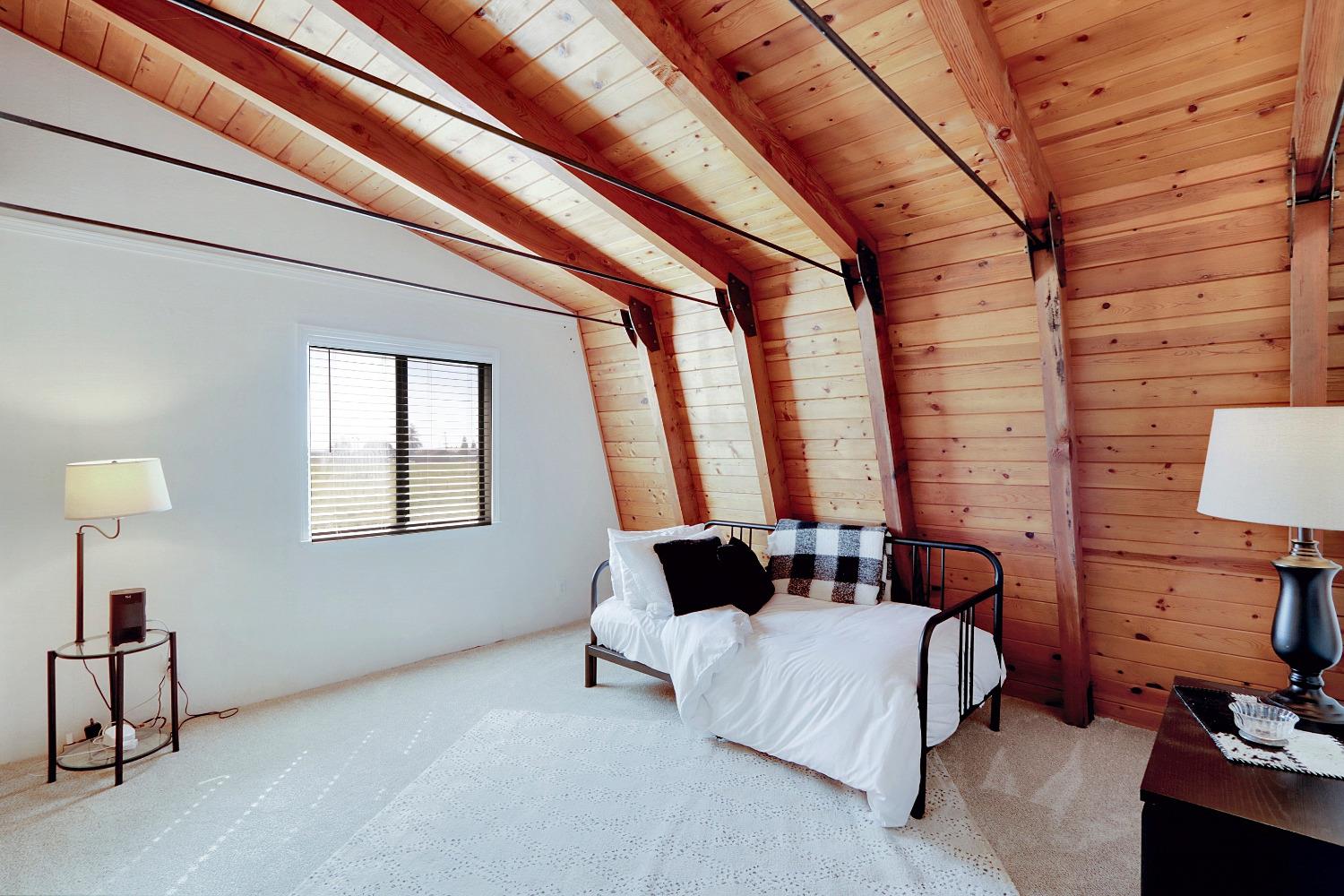 Detail Gallery Image 34 of 81 For 11855 E Eagle Bay, Acampo,  CA 95220 - 3 Beds | 2 Baths