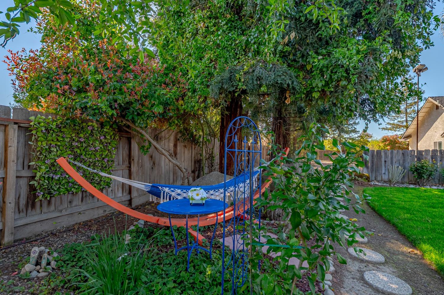 Detail Gallery Image 12 of 73 For 2223 Taylor Jean, Atwater,  CA 95301 - 4 Beds | 3 Baths