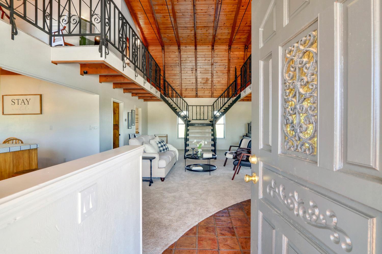 Detail Gallery Image 7 of 81 For 11855 E Eagle Bay, Acampo,  CA 95220 - 3 Beds | 2 Baths