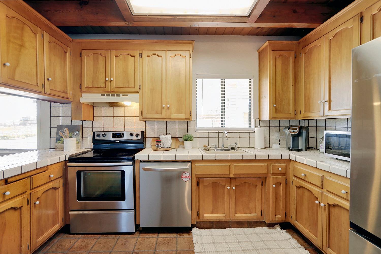 Detail Gallery Image 18 of 81 For 11855 E Eagle Bay, Acampo,  CA 95220 - 3 Beds | 2 Baths