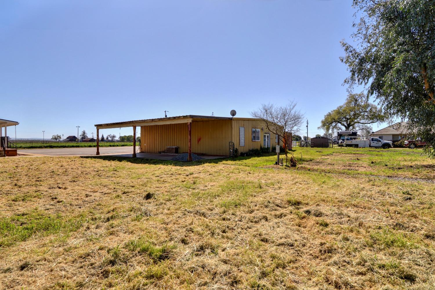 Detail Gallery Image 52 of 81 For 11855 E Eagle Bay, Acampo,  CA 95220 - 3 Beds | 2 Baths