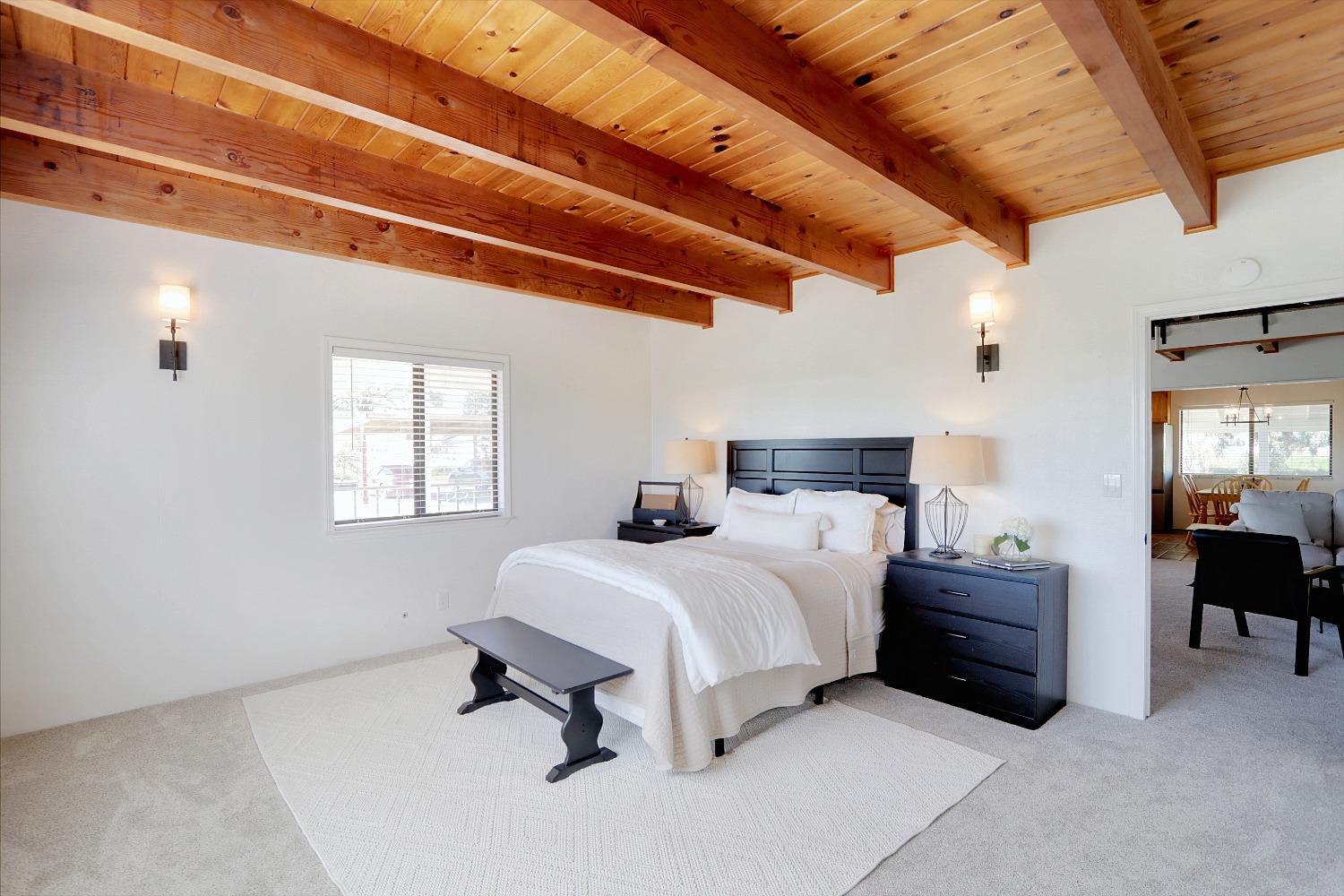 Detail Gallery Image 32 of 81 For 11855 E Eagle Bay, Acampo,  CA 95220 - 3 Beds | 2 Baths