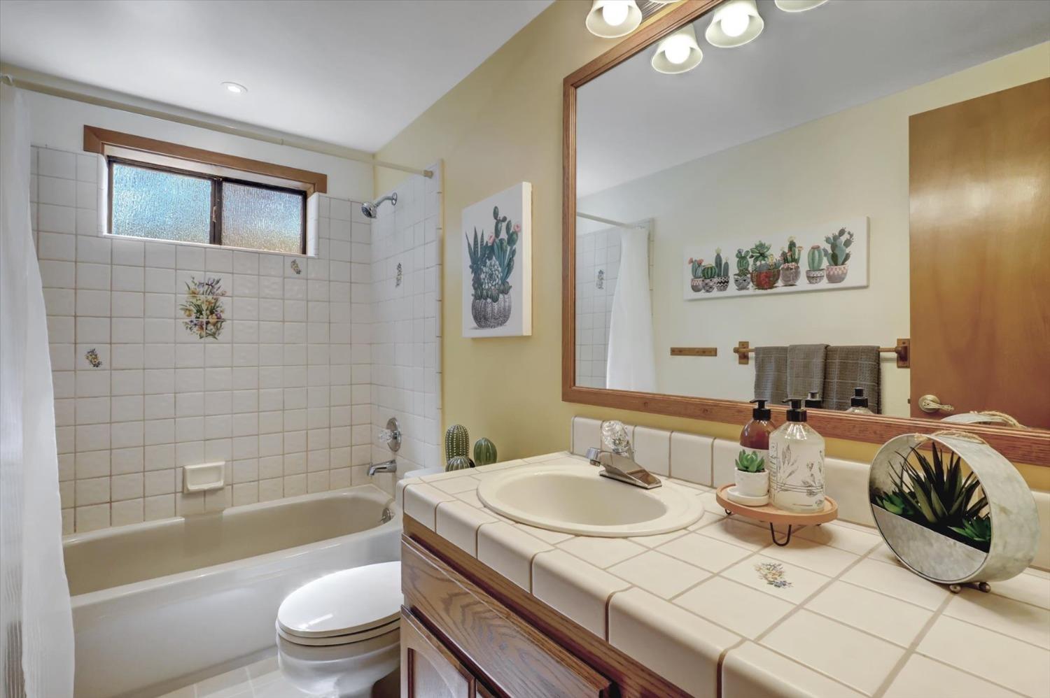 Detail Gallery Image 38 of 88 For 25801 Oak Forest Ct, Colfax,  CA 95713 - 6 Beds | 3/1 Baths