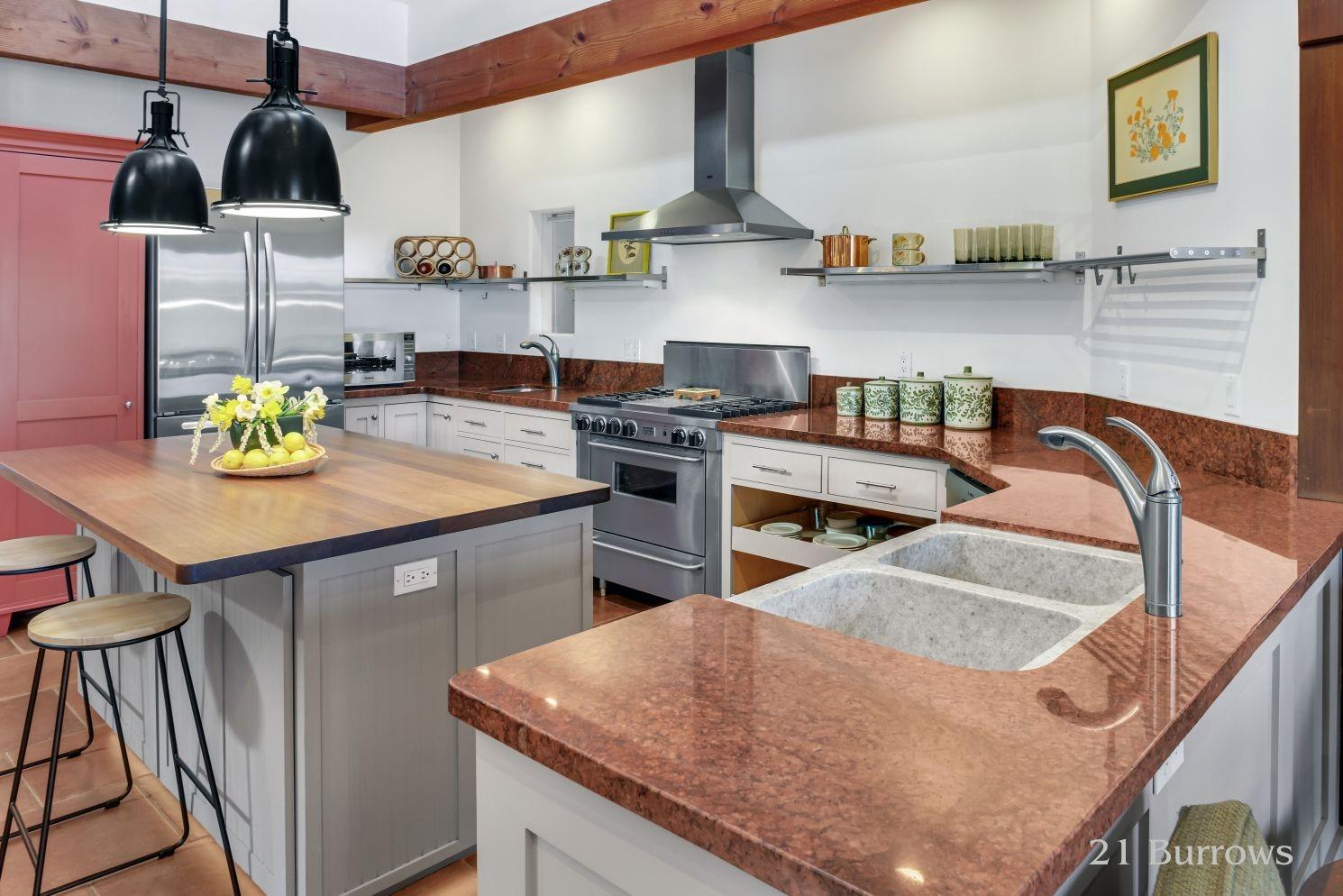 Detail Gallery Image 11 of 92 For 21 Burrows Ln, Murphys,  CA 95247 - 4 Beds | 3 Baths