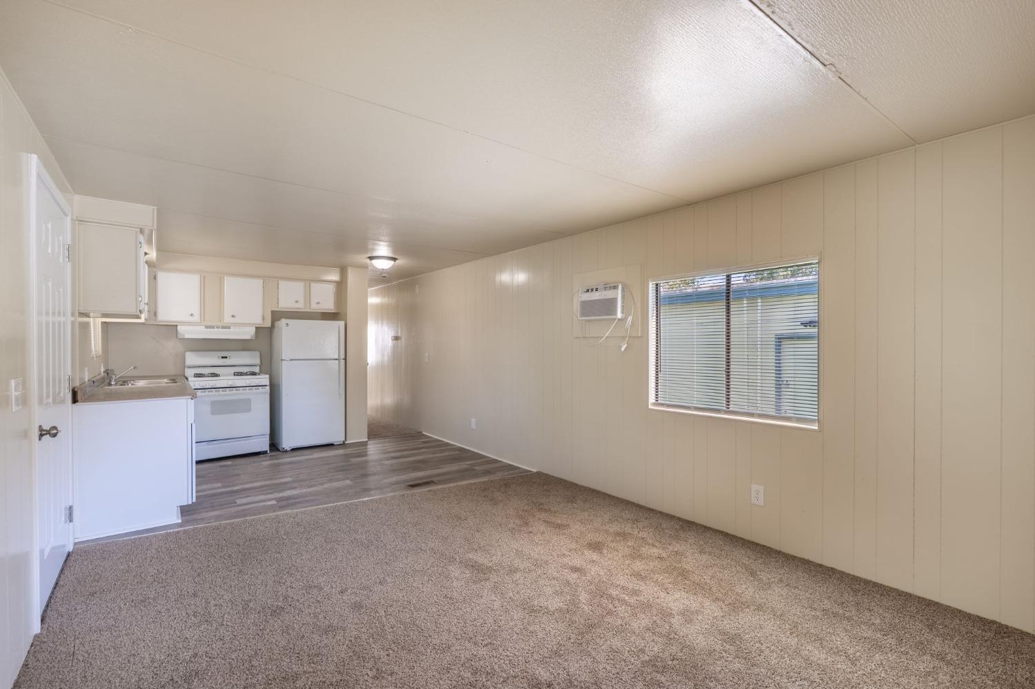 Detail Gallery Image 5 of 17 For 5835 Cherokee Rd 29, Stockton,  CA 95215 - 2 Beds | 1 Baths