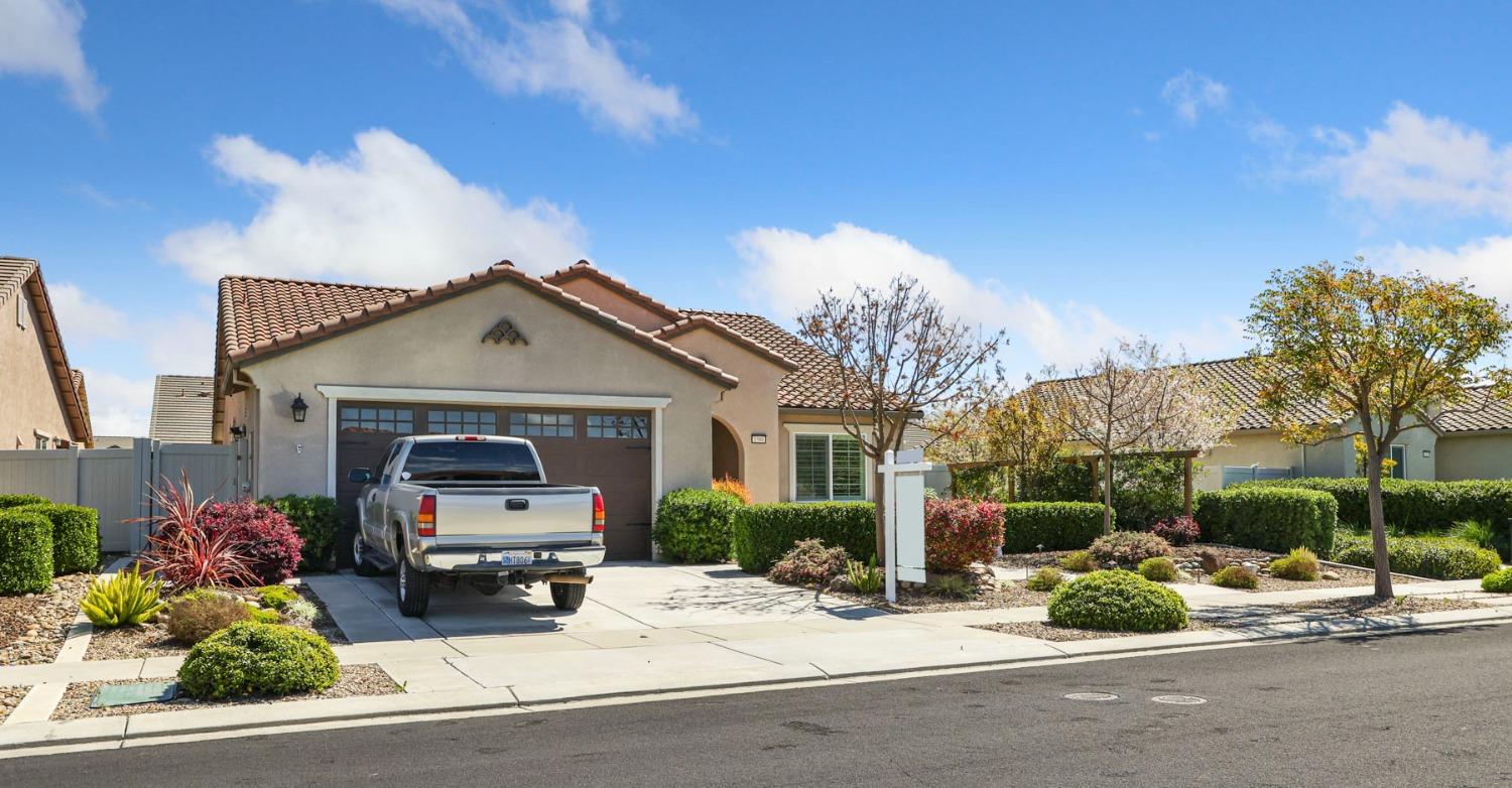 Detail Gallery Image 9 of 70 For 1588 Arbor Brook Dr, Manteca,  CA 95336 - 3 Beds | 2 Baths