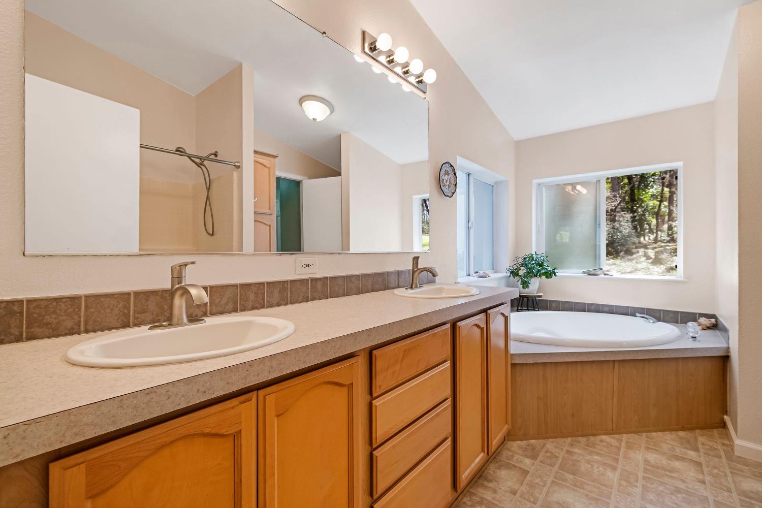 Detail Gallery Image 30 of 94 For 9156 Nadowa Trl, Oregon House,  CA 95962 - 3 Beds | 2 Baths