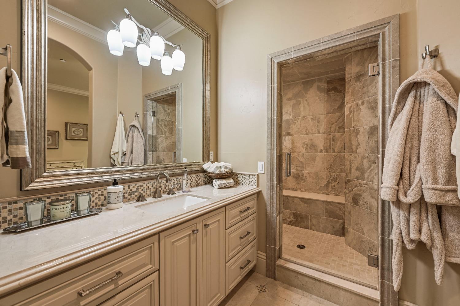 Detail Gallery Image 39 of 81 For 5687 Ridge Park Dr, Loomis,  CA 95650 - 8 Beds | 7/5 Baths